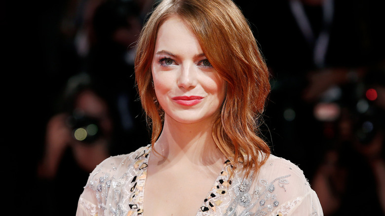 Emma Stone poses voor fotografen