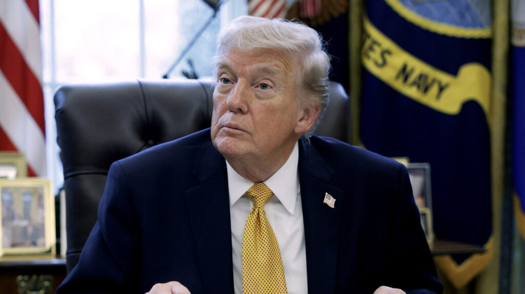 Heeft Gavin Newsom dyslexie? De grap van Trump tegen de gouverneur werkt averechts in tegen zijn eigen cognitieve zorgen