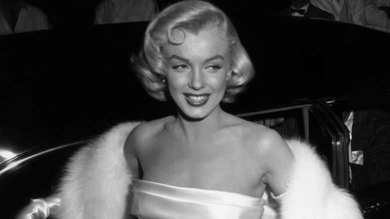 Marilyn Monroe poseert
