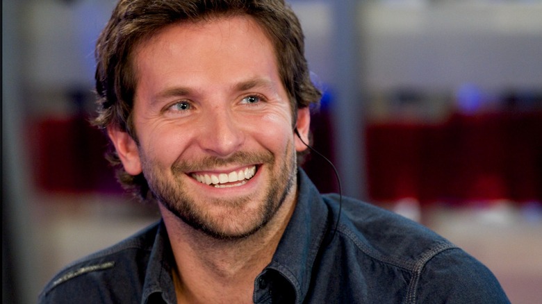 Amerikaanse acteur Bradley Cooper woont tv-show 'El Hormiguero' bij in Vertice Studios