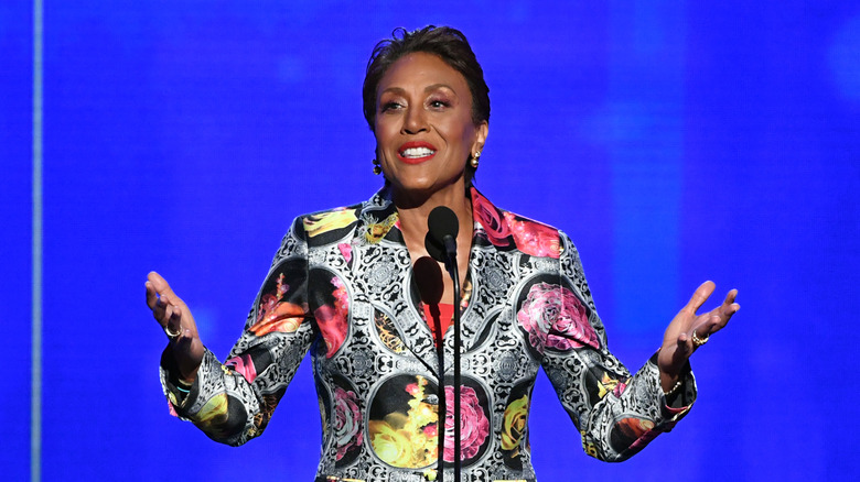 Robin Roberts houdt een toespraak