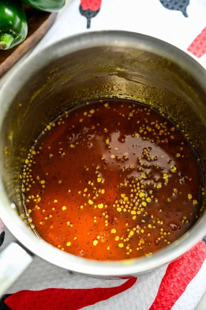 Cowboysnoepjes na het verwijderen van jalapenos.