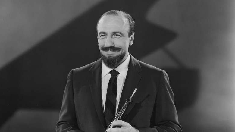 Mitch Miller treedt op