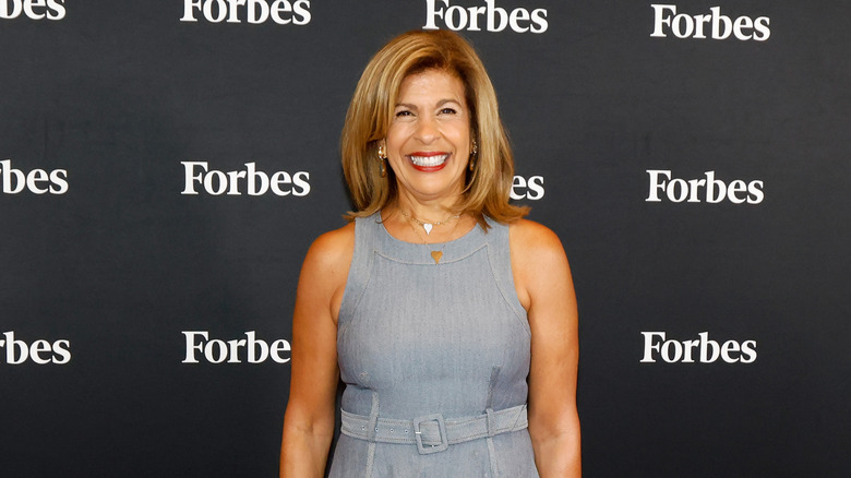Hoda Kotb glimlacht