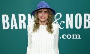 De over het hoofd geziene rode vlag die Carly Simon ervoer voordat ze de diagnose Parkinson kreeg