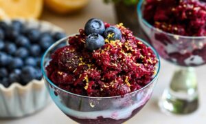 Granita van bosbessen-citroen