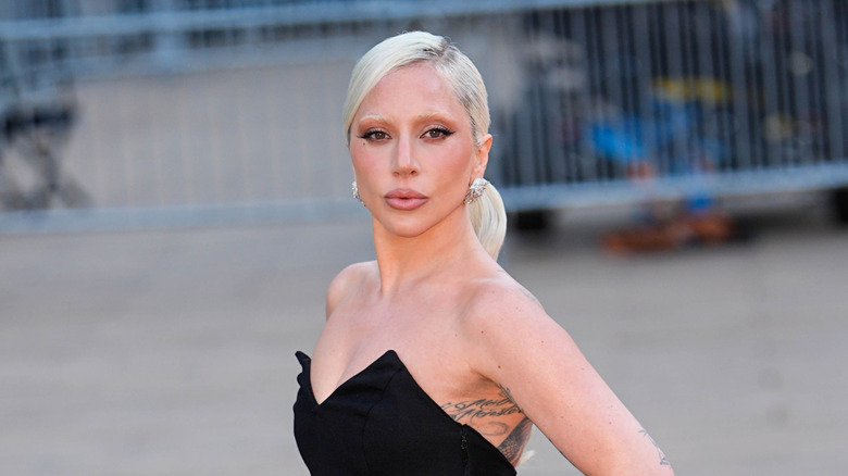 Lady Gaga arriveert bij de première van 