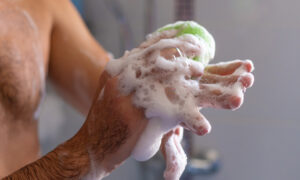 Hygiënegewoonten uit de jaren ’70 die opnieuw aan populariteit winnen