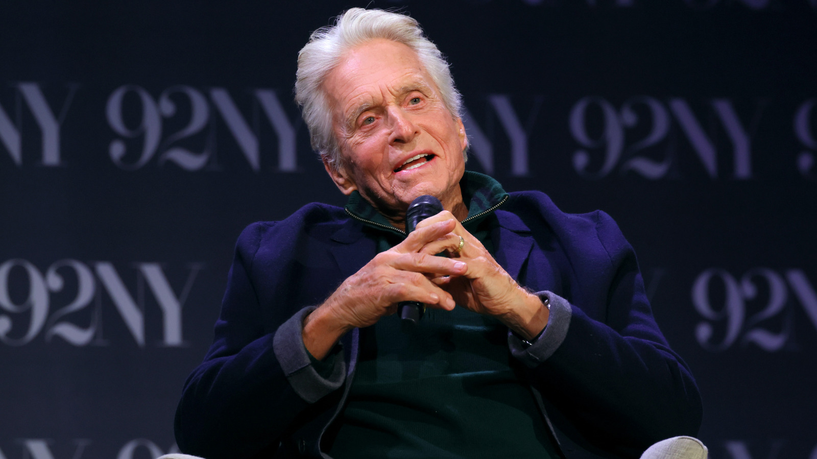 Niet alleen Michael Douglas: beroemdheden die kanker zeggen, lieten hen zien wie hun echte vrienden waren