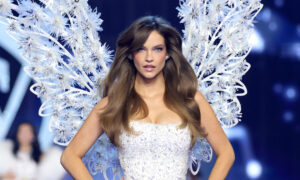 De zes weken durende Victoria’s Secret Walk na de bevalling van Barbara Palvin zou niet de universele standaard moeten zijn