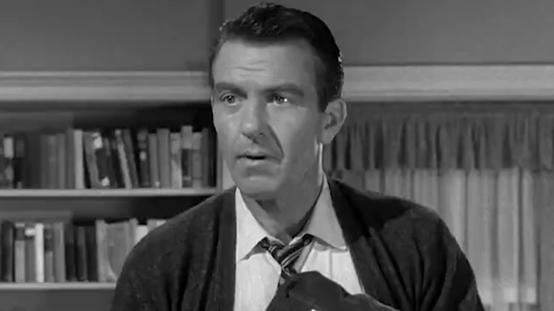 Een still van Hugh Beaumont uit 'Leave it to Beaver'